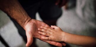 10 Cose Preziose che un Papà può Insegnarti sulla Vita