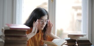 Ti Scoppia la Testa?! 9 Modi per Smettere di Pensare Troppo Ti Scoppia la Testa?! 9 Modi per Smettere di Pensare Troppo