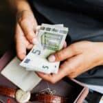 Quello che non ti hanno mai insegnato sul denaro e come trasmetterlo ai tuoi figli