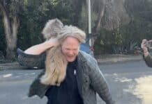 La storia di un uomo che ha superato un incendio devastante per ritrovare il suo amato cane La storia di un uomo che ha superato un incendio devastante per ritrovare il suo amato cane