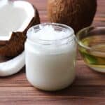 Guida ai benefici dell'olio di cocco: proprietà straordinarie e prodotti top